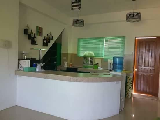 Hangout Beach Resort Caticlan Zewnętrze zdjęcie
